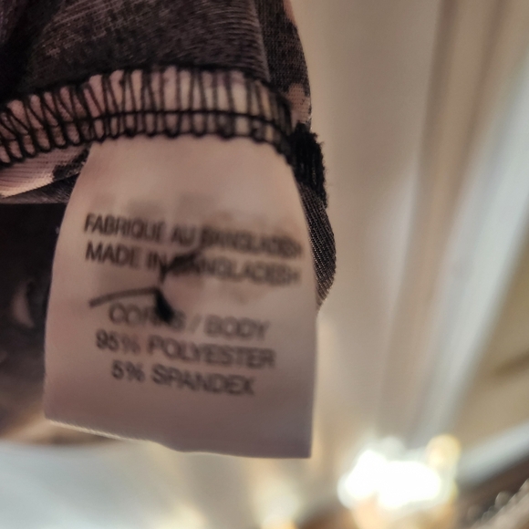 Lily Morgan Stretchy Floral  Short Sleeve Blouse Size XL - Picture 8 of 9